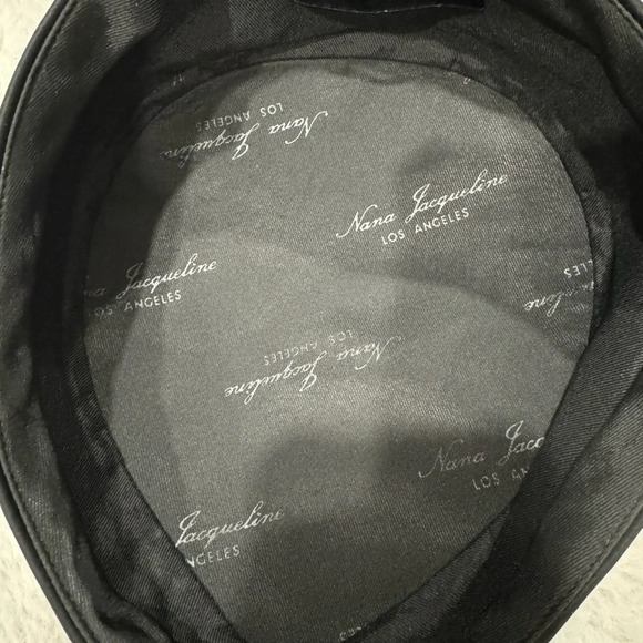 Nana Jacqueline
LOS ANGELES
Keira Diamond Hat (Black) - Picture 6 of 8